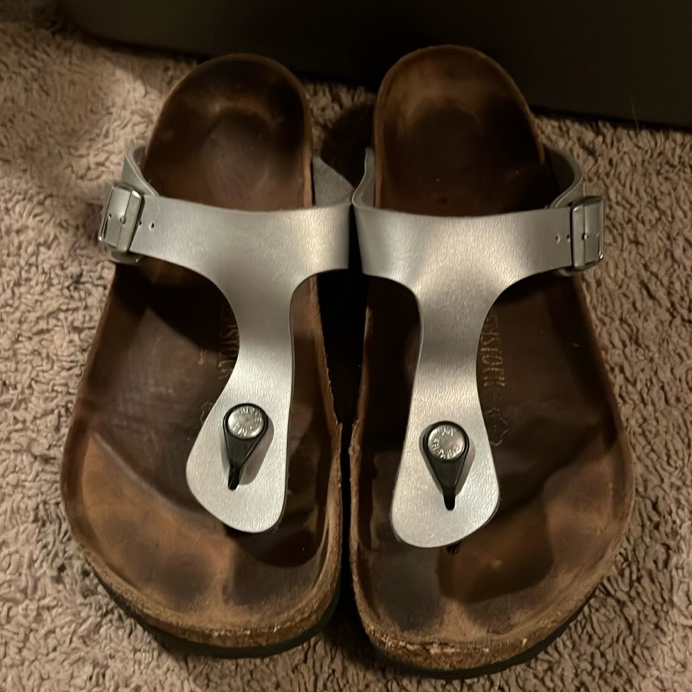 Silver Birkenstock Gizeh